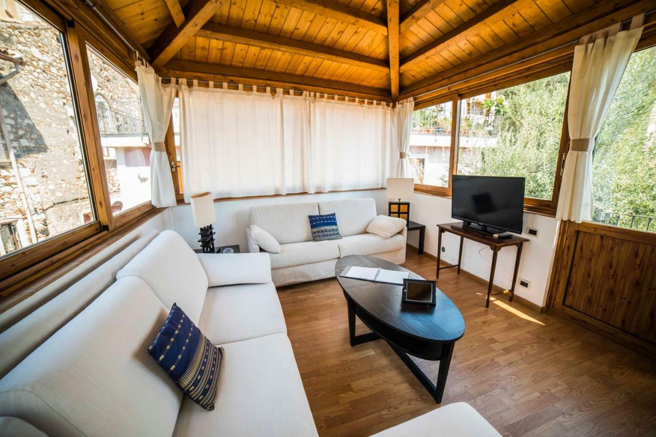 טאורמינה Private Villa At Villa Al Duomo מראה חיצוני תמונה